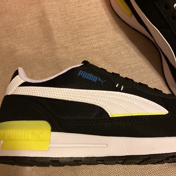New- Puma Graviton sneakers - Picture 7 of 9